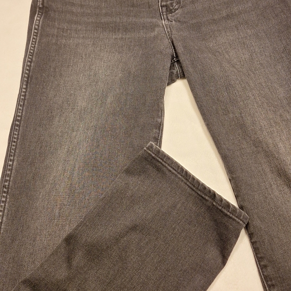Madewell Faded Black Roadtripper Jeans - Picture 3 of 12